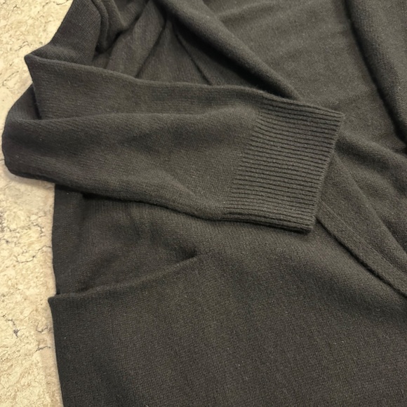 One Grey Day (OGD) Cashmere Cardigan - Picture 10 of 10